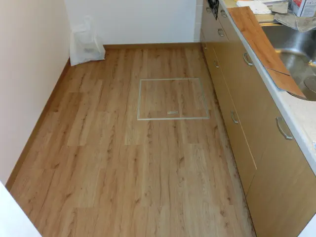リフォーム後のキッチンの床の様子
